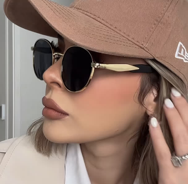 Spykay™ SG60714 Retro-Vintage Round Frame Metal Temples Sunglasses