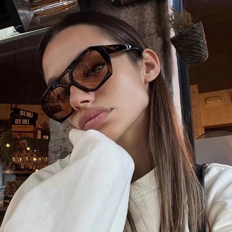 Spykay™ SG1024 Unique Double Bar Irregular Personality Retro Sunglasses