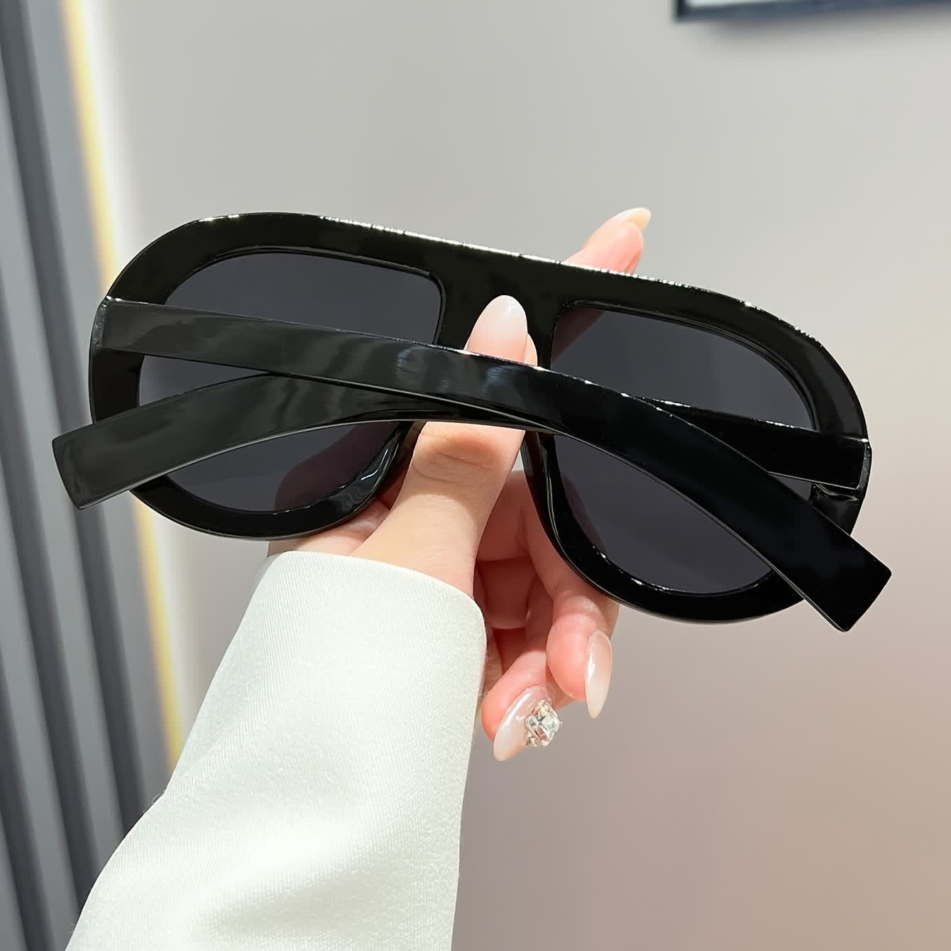 Spykay™ SG60687 Oversized Frame Hipster Aviator Sunglasses