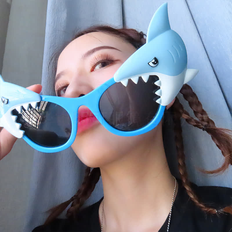 Spykay™ SG61032 Adults&Kids Funny Shark Shaped Sunglasses Accessories for Halloween&Party&Beach