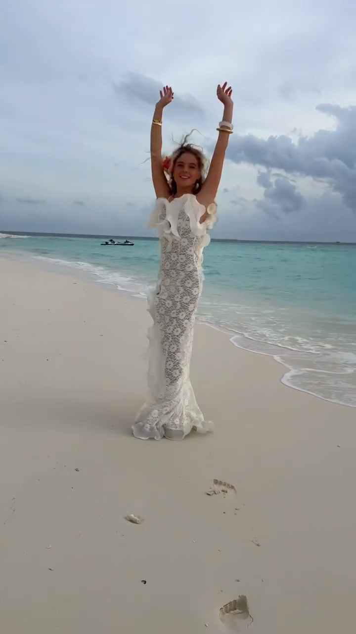 White Lace Ruffled High - Low Dress