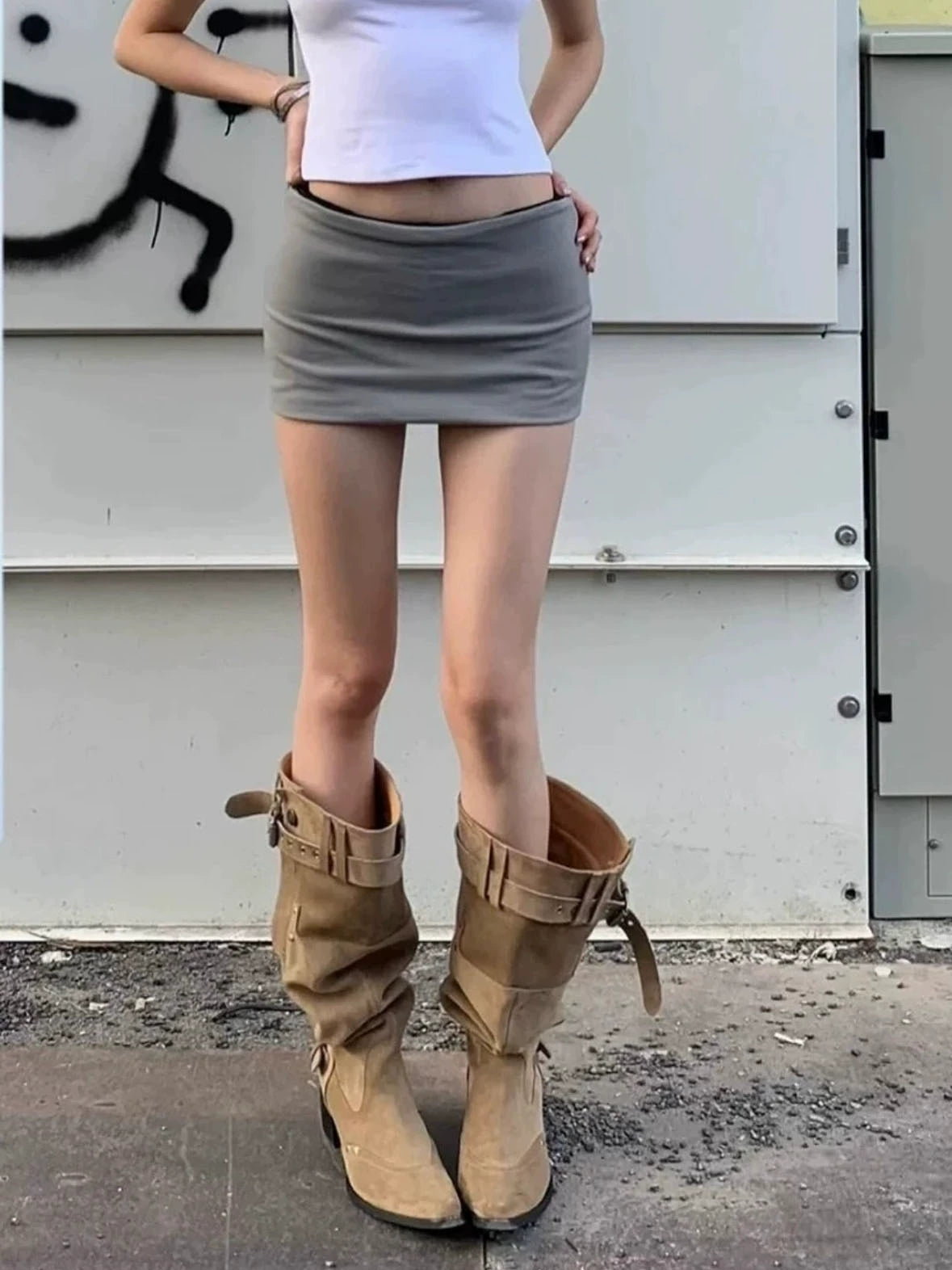 Large Tube Long Boots For Women With Knees 2025 New Thick Heel Slim Pointed Toe Belt Buckle Pleated Pile Boots