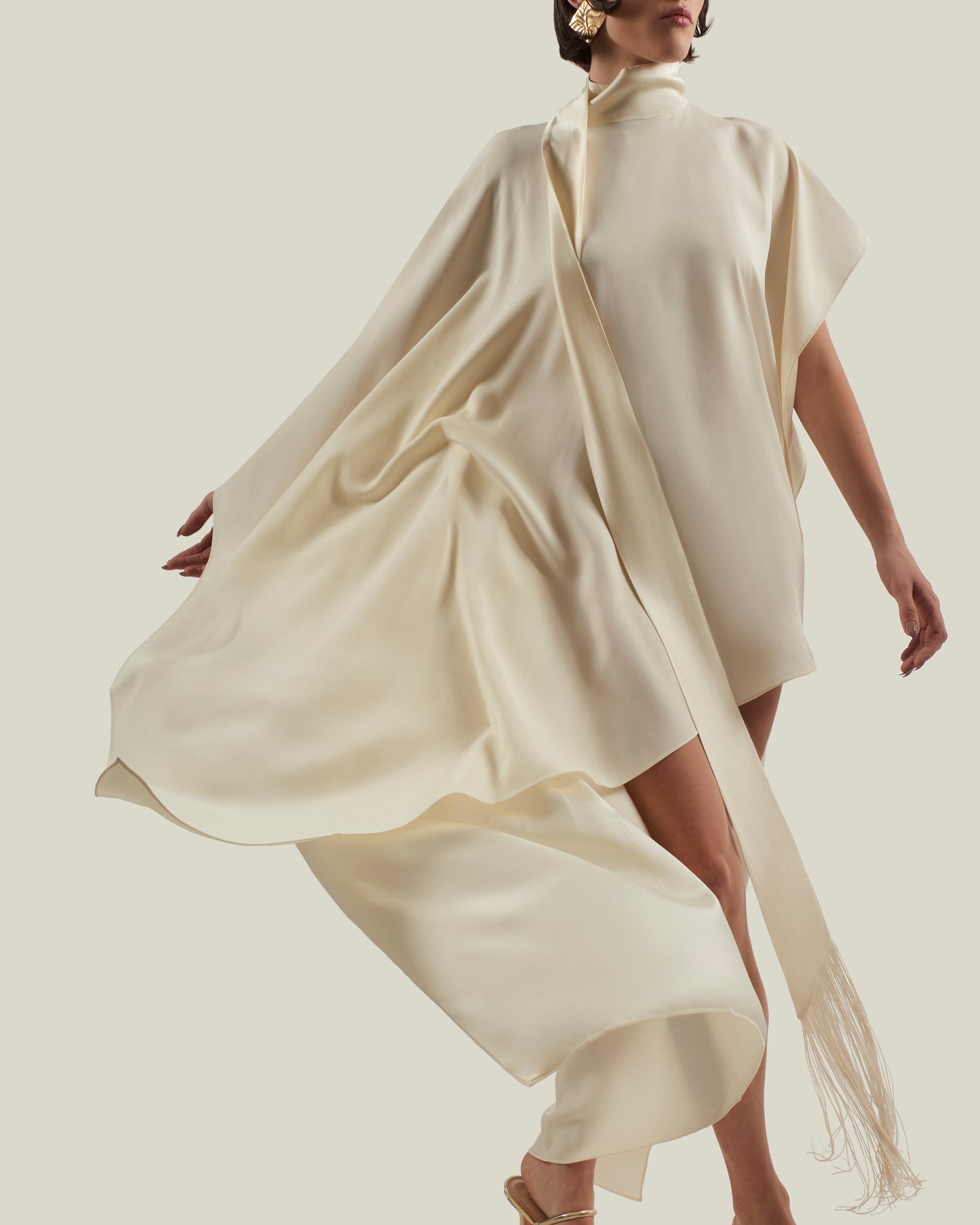California Kaftan in Ivory