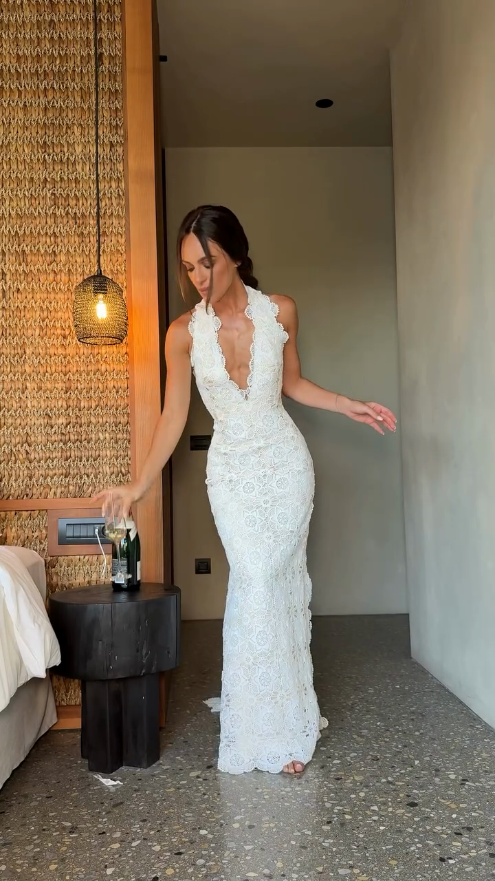 White Lace Halter - Neck Wedding Dress