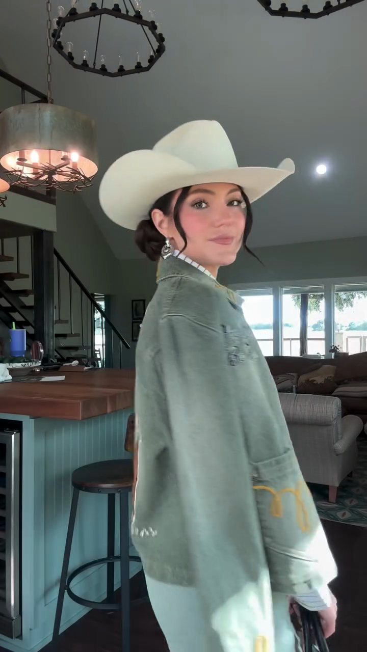 Western - Style Embroidered Denim Jacket Outfit Set