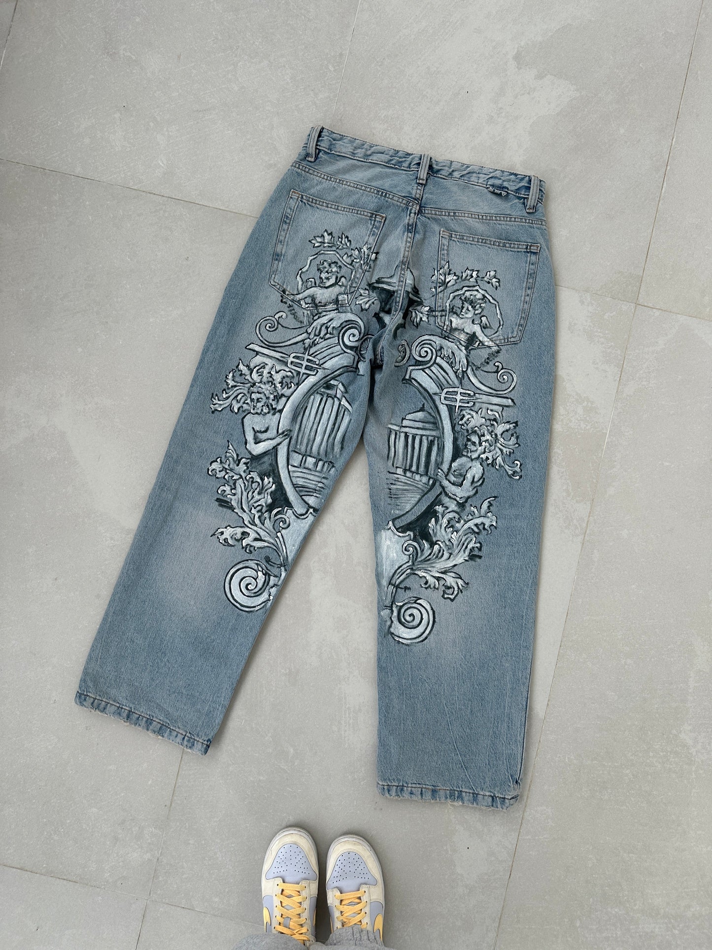 Light blue Baroque hand-painted jeans