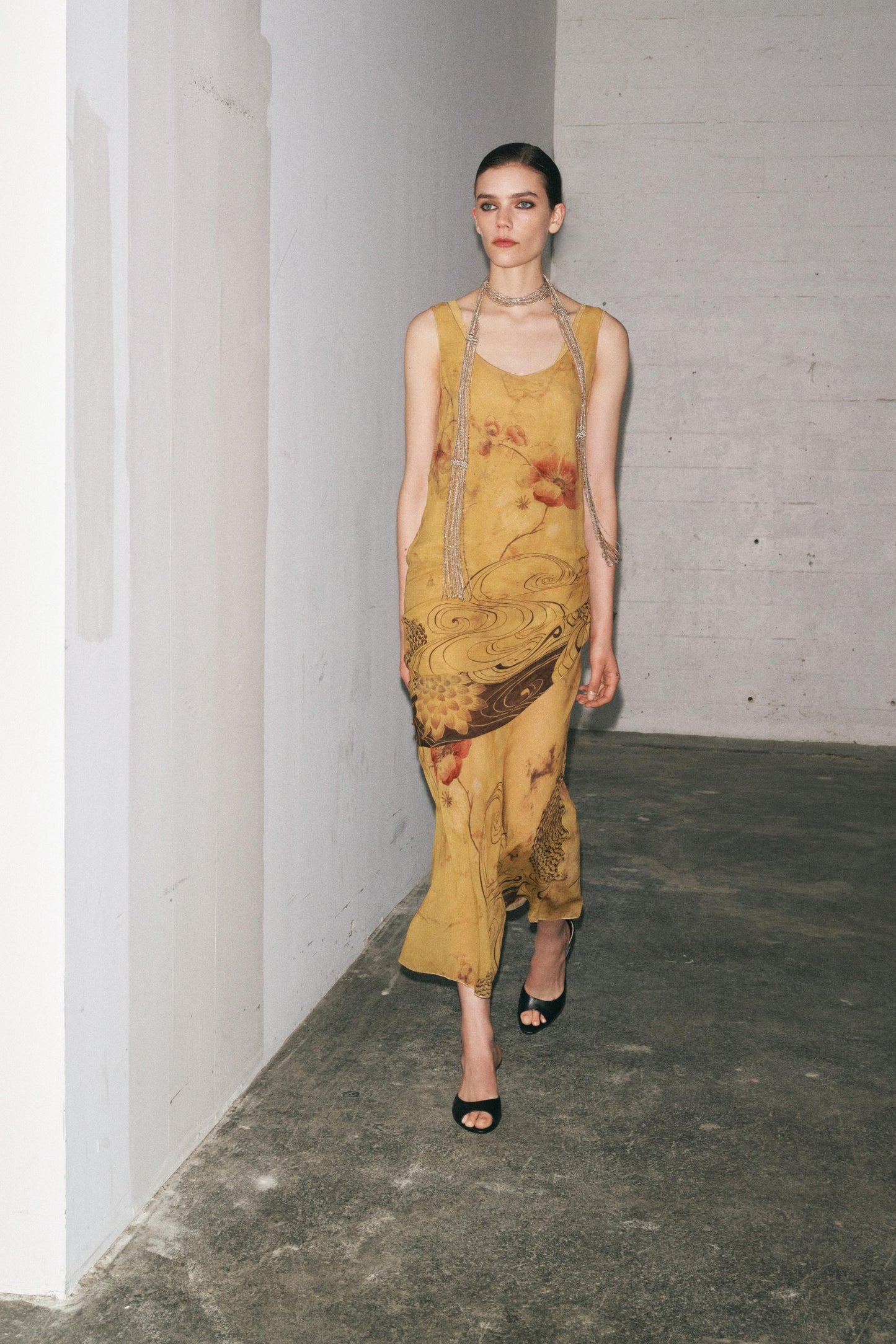 Yellow Floral Print Sleeveless Maxi Dress