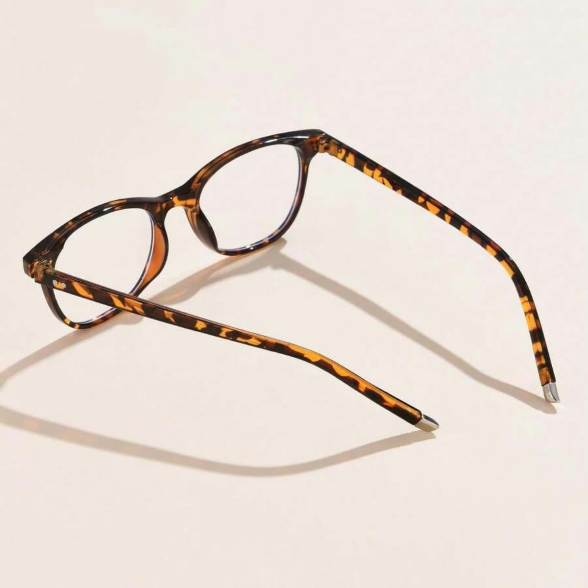 Spykay™ EG1014 Oval Small Frame Vintage Rivet Classic Travel Hammered Flat Lens Blue Light Blocking Glasses For Women