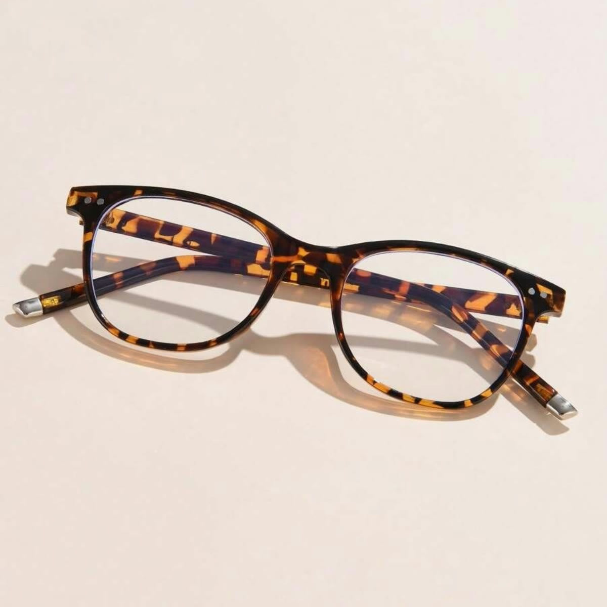 Spykay™ EG1014 Oval Small Frame Vintage Rivet Classic Travel Hammered Flat Lens Blue Light Blocking Glasses For Women