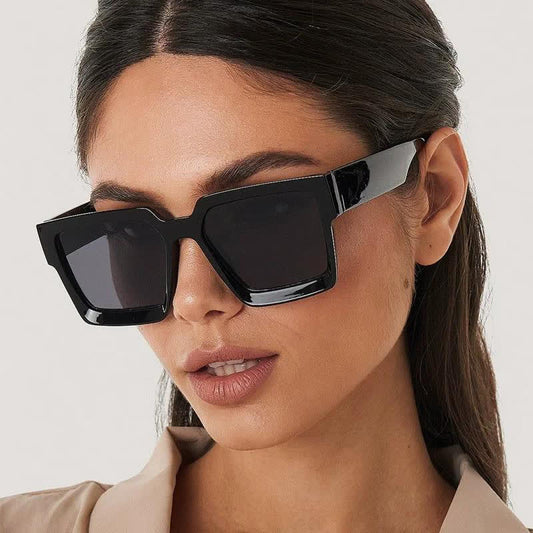 Spykay™ SG60711 Square Frame Tinted Sunglasses