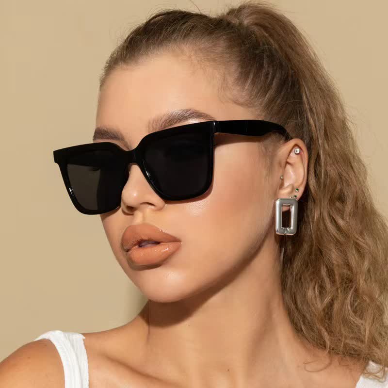 Spykay™ SG1008 Trapezoid Frame Classic Sunglasses