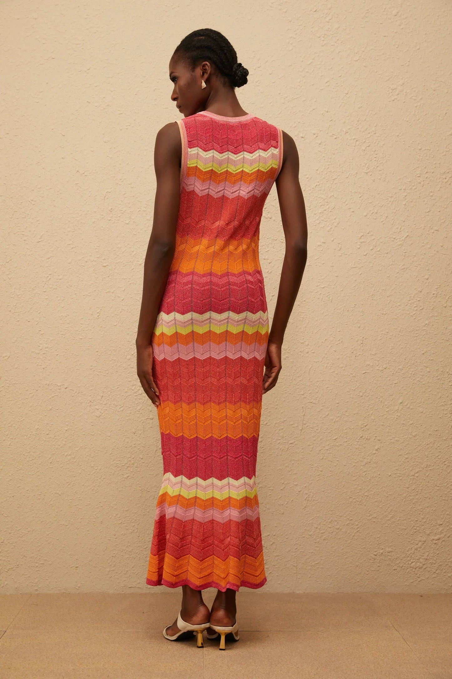 Sleeveless Chevron - Patterned Midi Dress