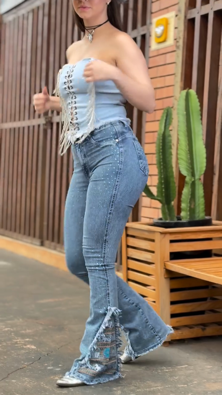 Light Blue Off-the-shoulder Corset and High-waisted Flared Blue Jeans Set