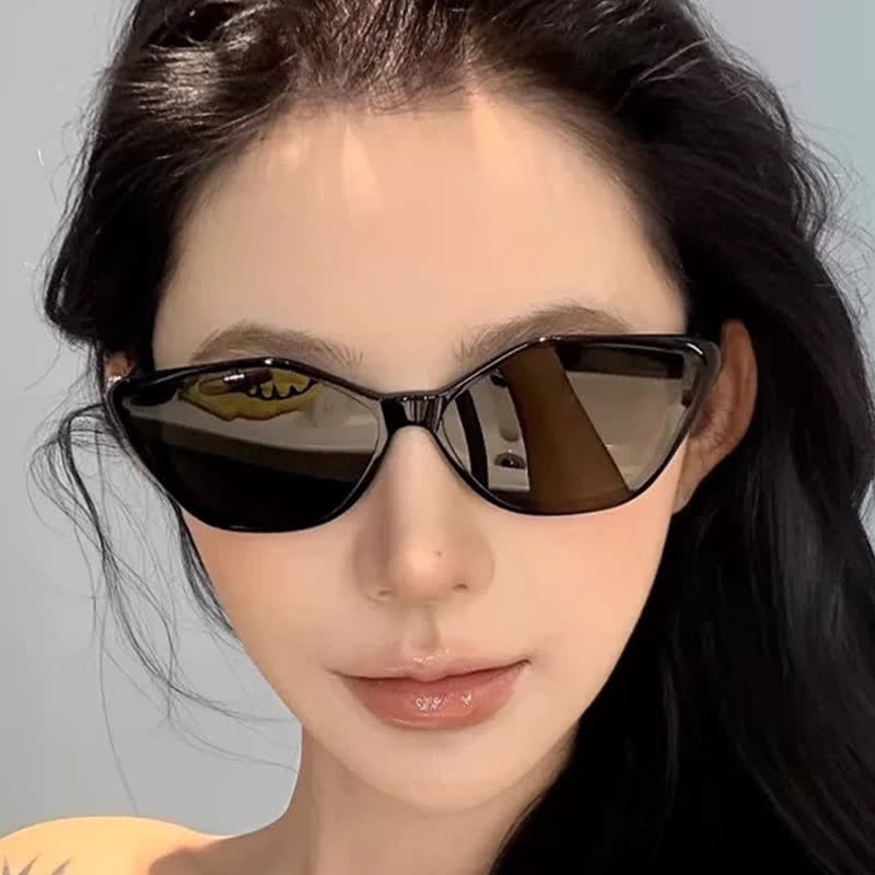 Spykay™ SG60792 Star Cat-Eye Vintage Sunglasses with Nylon Lenses