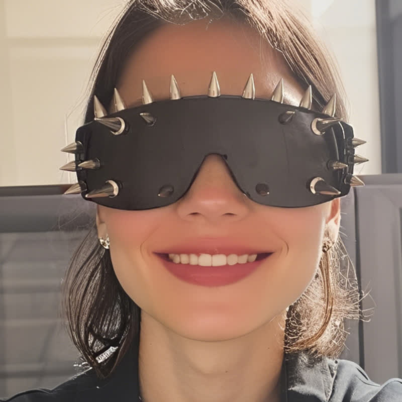 Spykay™ SG60834 Rivet Decor Y2K Cyberpunk Hipster Sunglasses