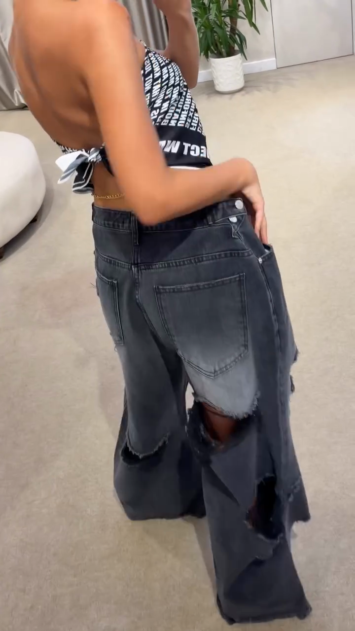 Ripped wide-leg jeans