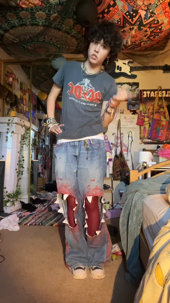 Unique Distressed Jeans