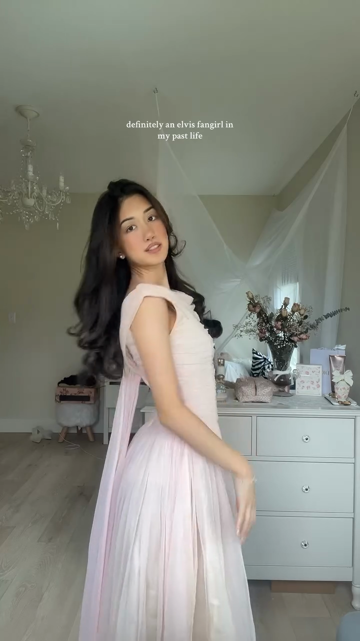 Pink Sleeveless Pleated Maxi Dress