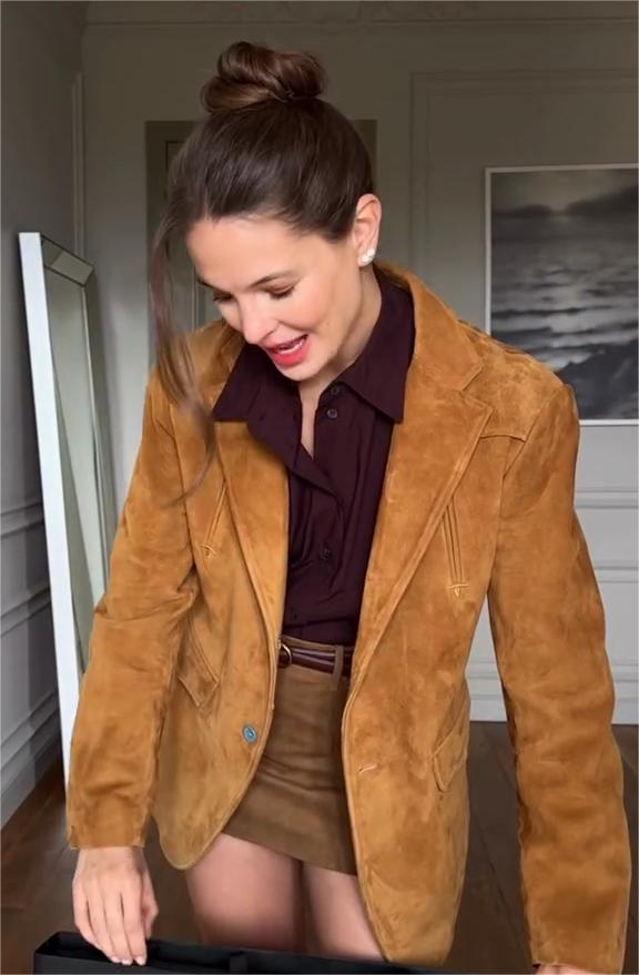 Brown Suede Blazer with Contrast Collar