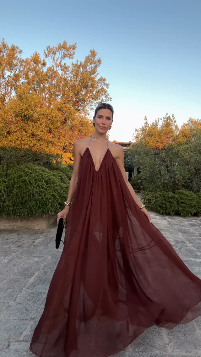 Burgundy Halter V - neck Chiffon Maxi Dress