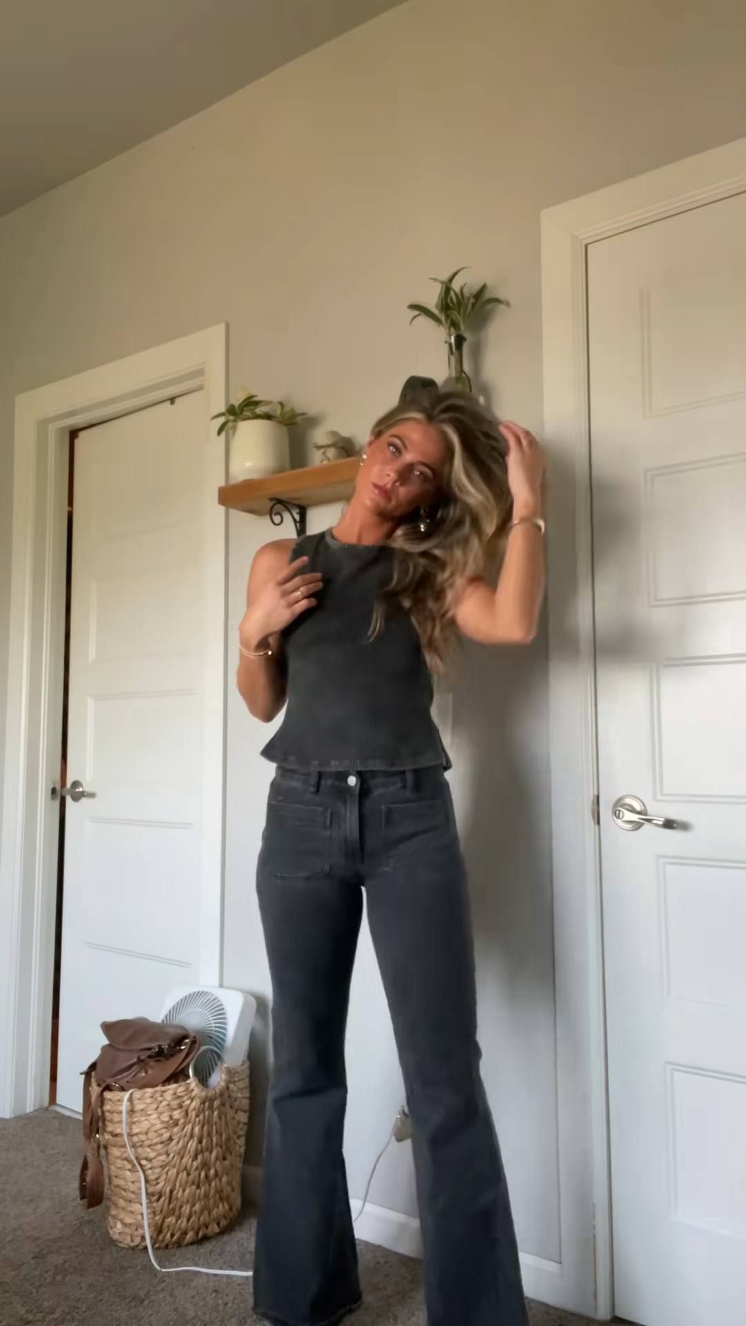 Charcoal Gray Ribbed Tank and Flared Jeans Outfit